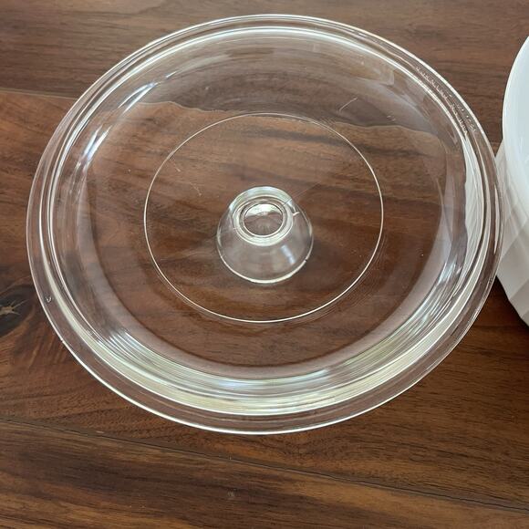 Corning Ware French White F-5-B 1.6 Liter Round Casserole Dish w/Glass Lid - Picture 5 of 9